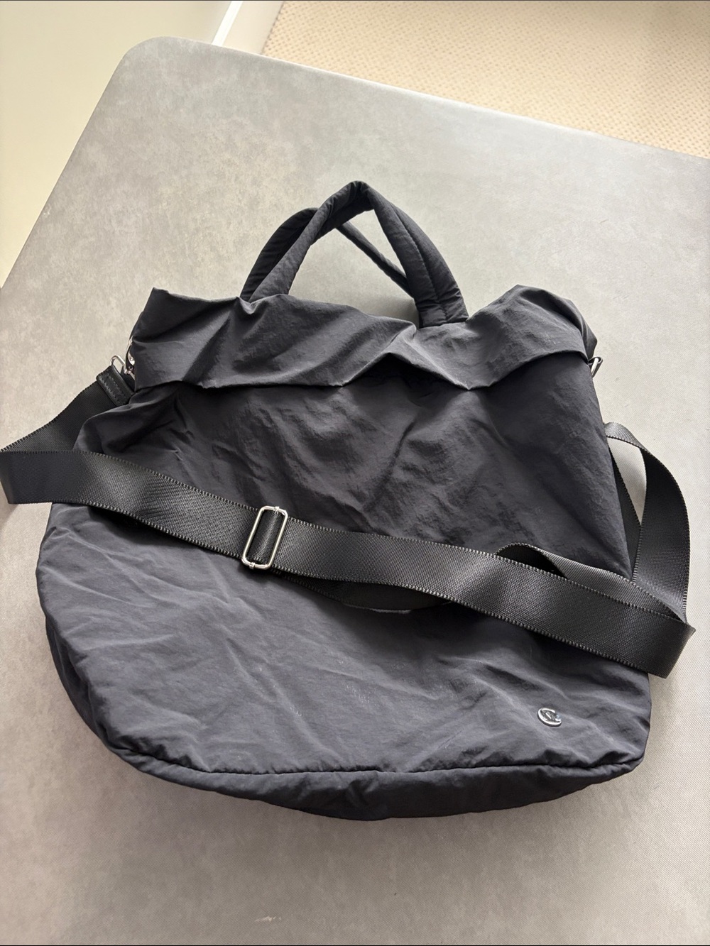 Lululemon Black Nylon Tote / Gym Bag with Detachable Long Strap